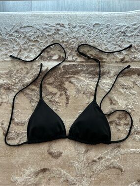 VS Black Triangle Tie Bikini Top in Size S